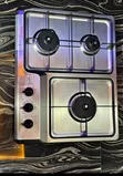 3 Burner Bakin Karfe Gas Cooker - 2