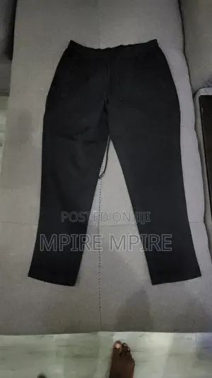 Wholesale Women's Clothing - Skirts, Trousers, Shirts & Office Wear