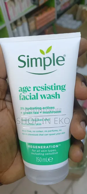 Simple Regeneration Age Resisting Facial Wash 150ml