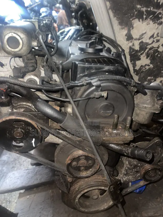 Hyundai SOHC 12v Engine (2000 Model) - 1