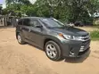 Toyota Highlander LE 4x4 V6 2017 Grey - 2
