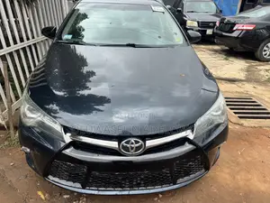 2015 Toyota Camry LE - Sayarwa Mai Gaggawa