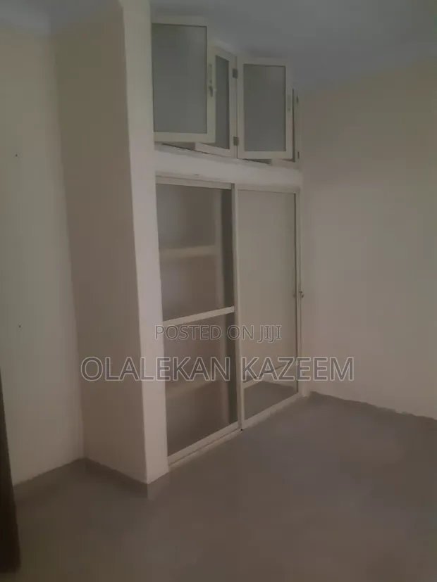 Mini Flat don haya a Kudeibu Estate, Ijegun - 1