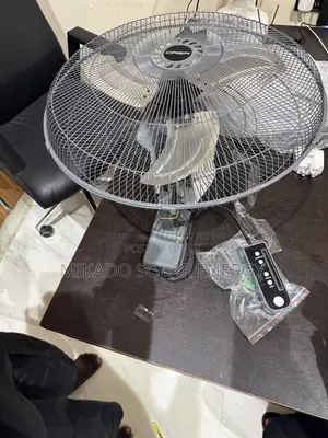 Qasa 18" AC/DC Rechargeable Wall Fan