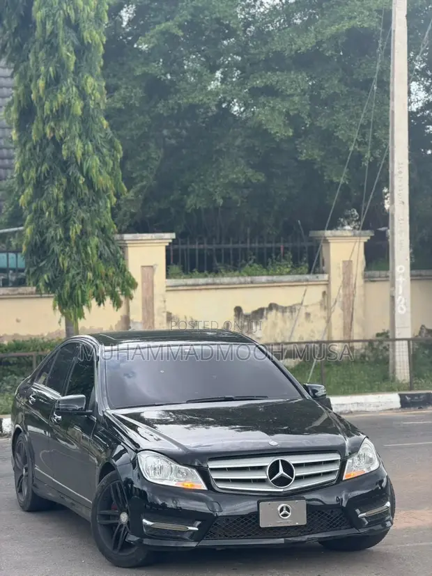 2013 Mercedes-Benz C300 Luxury 4Matic Sedan - 1
