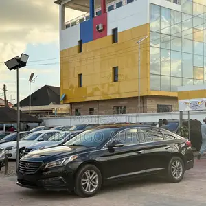 2015 Hyundai Sonata - Foreign Used