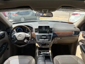 Mercedes-Benz ML 350 4Matic 2012 Brown