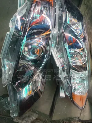 Toyota Camry Headlight (2012 Sports)