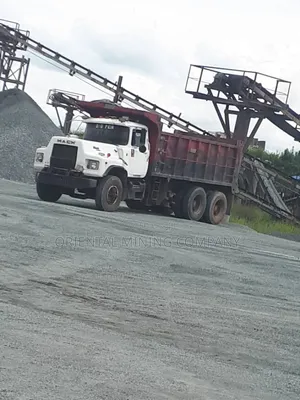 Clean Granite Chippings - Direct Quarry Price