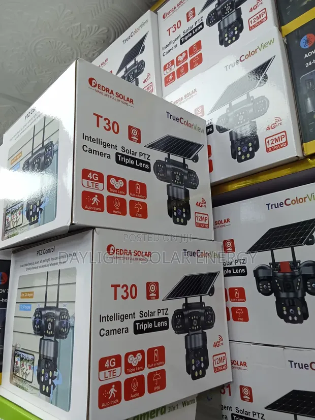 Intelligent Solar PTZ Camera with Triple Lens - 1