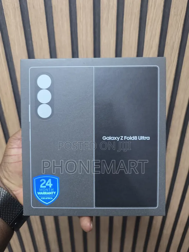 New Samsung Galaxy Z Fold8 Ultra 1 TB White - 1