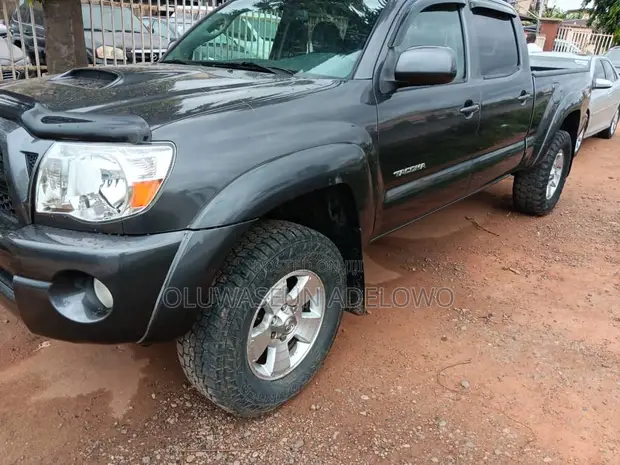 2011 Toyota Tacoma Double Cab V6 Baki - 1