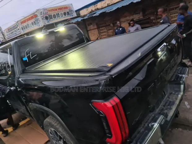 Tutar Baya Mai Zage-zage ta Atomatik don Toyota Tundra 2024 - 1