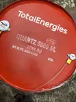 Man Fetur na TotalEnergies Quartz 5000 SL 20W-50 - 2