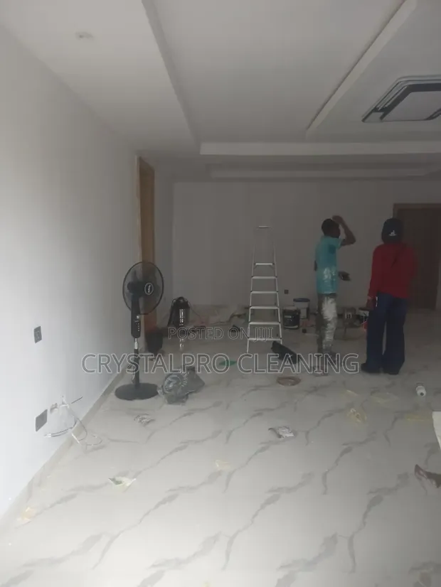 Post Construction Deep Cleaning Services - 1