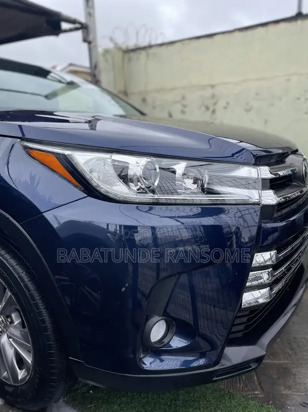 2015 Toyota Highlander LE SUV - 1