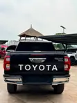 New Toyota Hilux 2025 Black - 3
