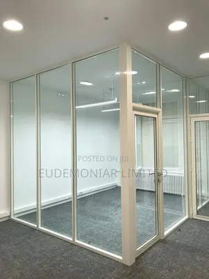 Office Glass Partition Panel Fitting & Sealing