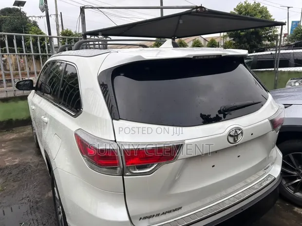 2015 Toyota Highlander XLE SUV - Amfani Da Aka Yi A Kasashen Waje - 1