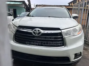2015 Toyota Highlander XLE SUV - Amfani Da Aka Yi A Kasashen Waje