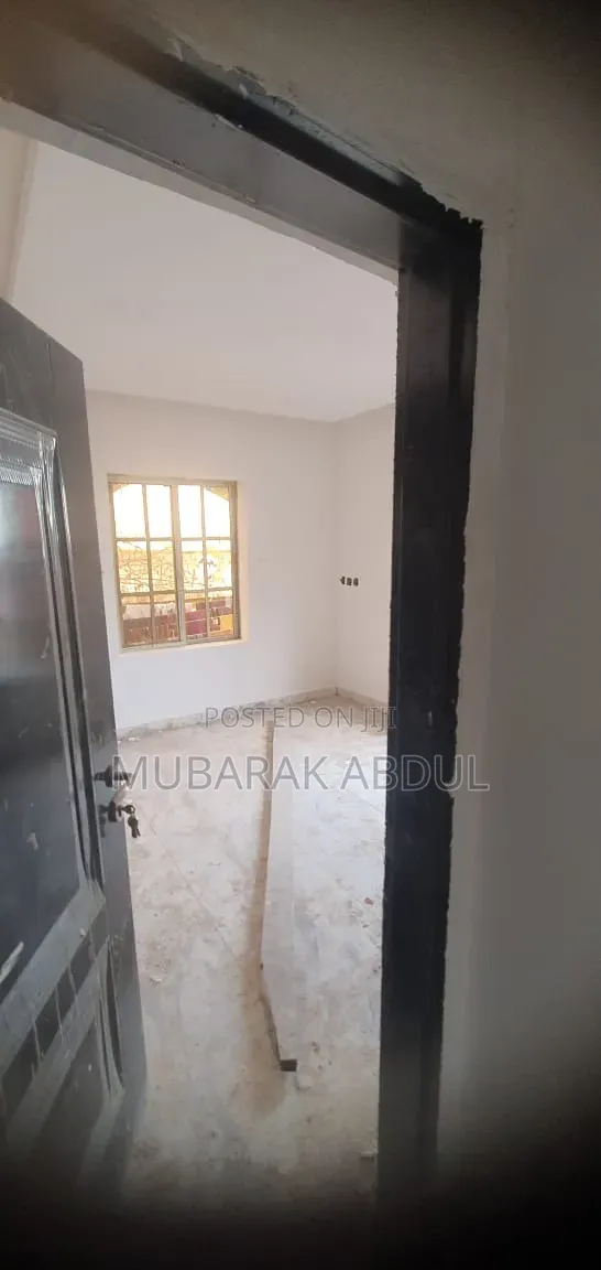 2-Bedroom Bungalow don haya a Gwarinpa Extension, Abuja - 1