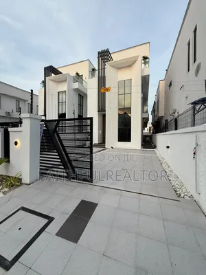 Gidan Kwalta 5 Bedroom Mai Cike da Kayan Aiki a Danfodil, Lekki Phase 2 Don Siyawa