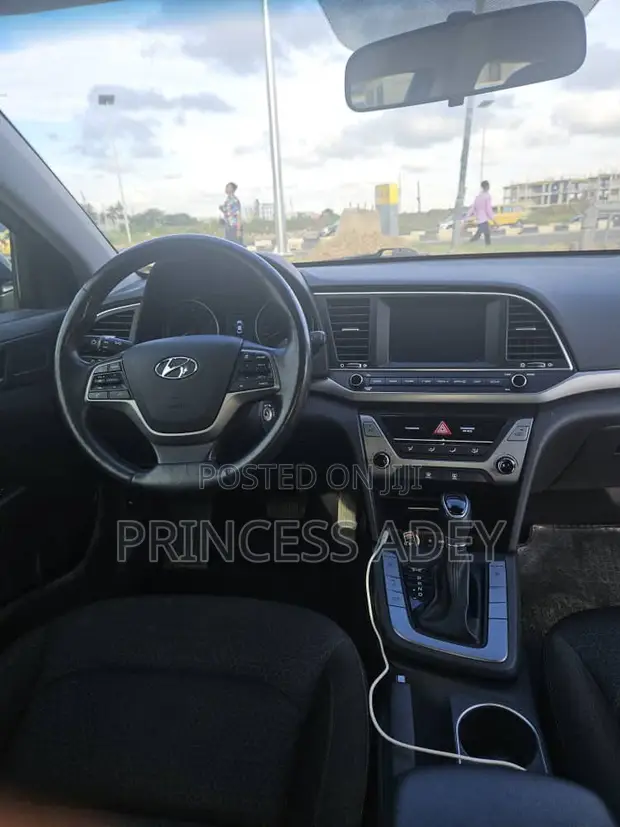 Hyundai Elantra 2017 Shuɗi - 1