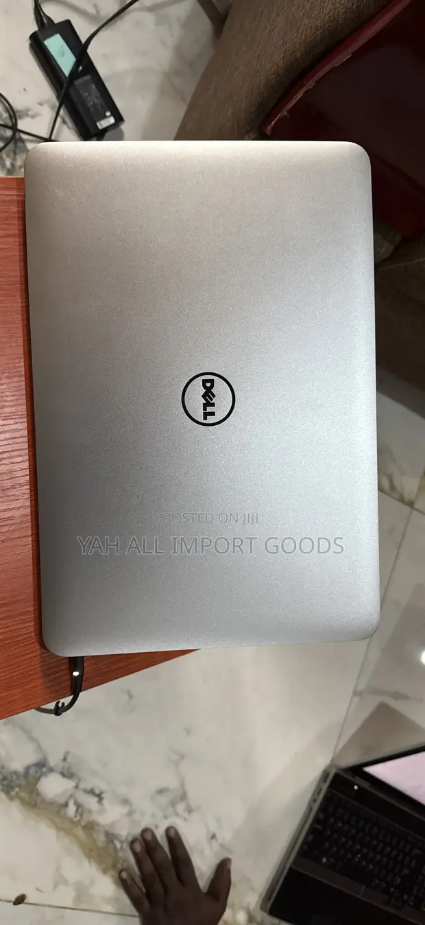 Dell XPS 15 9530 Laptop | Core i7 | 16GB RAM | 320GB HDD | Nvidia Graphics - 1