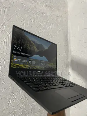 Dell Latitude 13 7370 Laptop - 8GB RAM, 256GB SSD