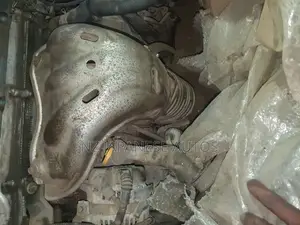 Toyota 2AZ Complete Engine - Japan Used