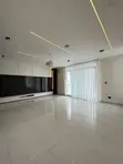 5-Bedroom Luxury Duplex with Penthouse, Cinema & Pool in Chevron - 2