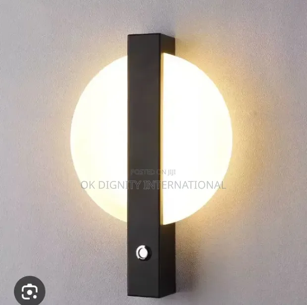 Wurin Haske na Bango na Zamani | Haske Mai Girma na LED - 1