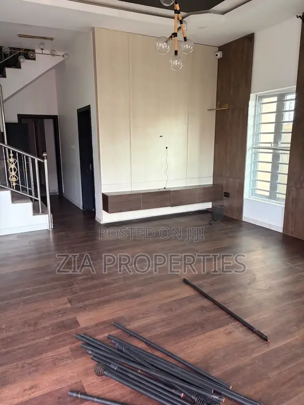 4 Bedroom Duplex for Rent in Osapa London - 1