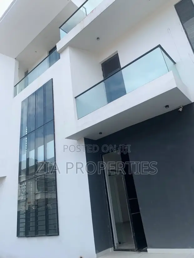 5-Bedroom Duplex with BQ in Osapa London for Sale - 1