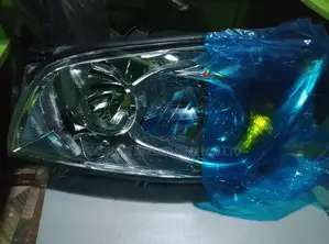 Fitilar Kai ta Toyota RAV4 (2010-2012)
