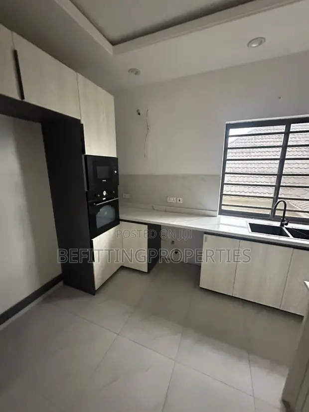 4-Bedroom Penthouse for Sale in Ikeja GRA - 1