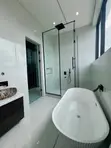 Gidan Kwana 5 da Pool a Lekki Sayarwa - 2