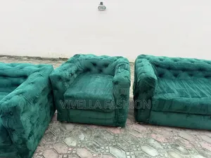 Home Interiors Chesterfield Style Sofa Set (6-Zaure)