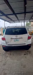 Toyota Highlander 2012 White - 2