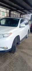 Toyota Highlander 2012 White - 5
