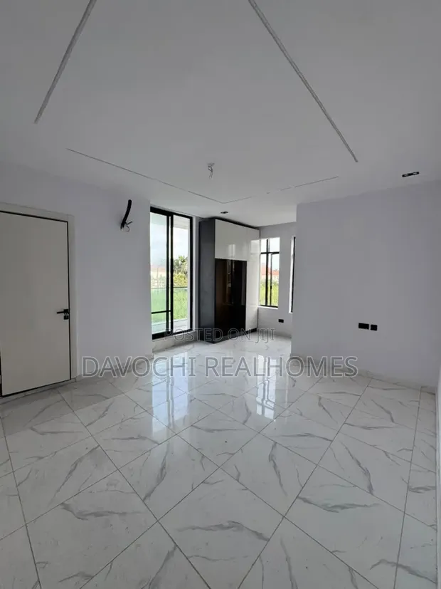 2 Bedroom Apartment don haya a Ikate - 1