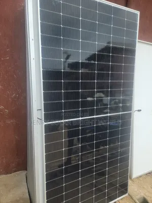 Jinko Mono Facial 590W Solar Panel
