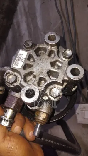 Amfani Da Power Steering Pump na Toyota Camry, RX350, 4Runner
