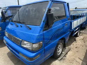 Mitsubishi Delica Karamin Lori