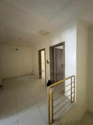 4 Bedroom Terrace Duplex don haya a Orchid, Chevron