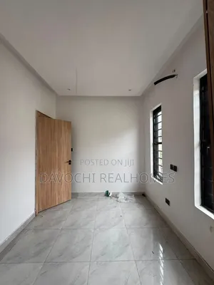 4 Bedroom Duplex don haya a Chevron