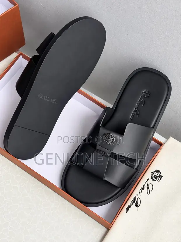 High Quality Loro Piana Slippers - 1