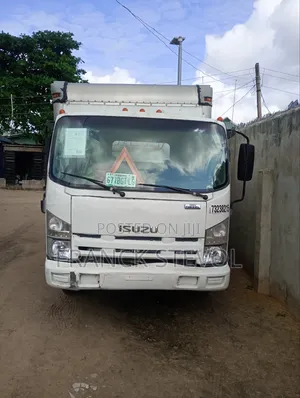 Isuzu NPR Mini Truck - Foreign Used
