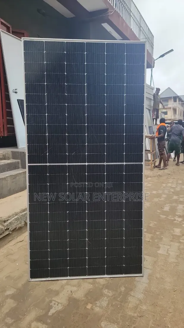 Jinko Solar Panels 650W Mono - 1