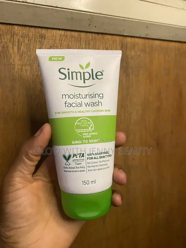 Simple Face Wash Mai Moisturizing - 1